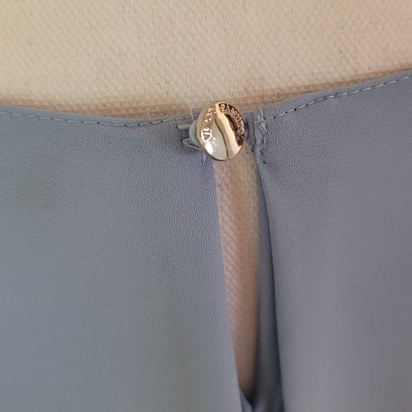 💙Vince Camuto Dress Top💙 - Picture 8 of 10